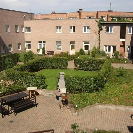 Budget Flats Левен