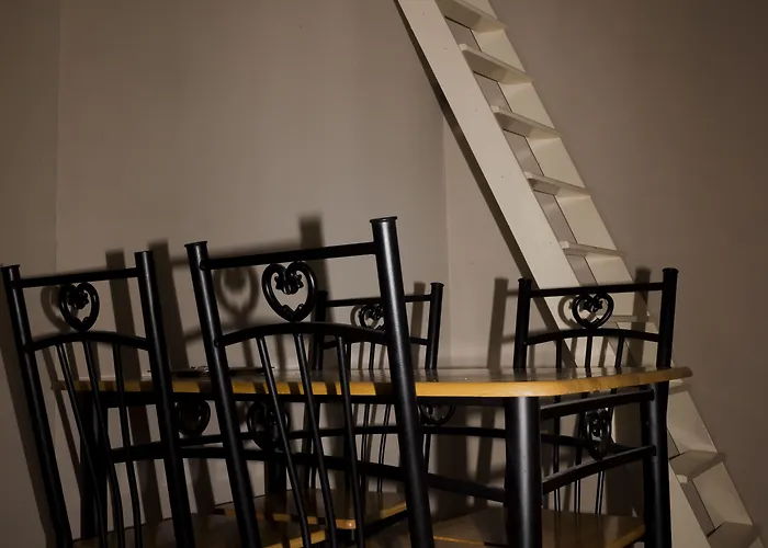 Budget Flats شقة *