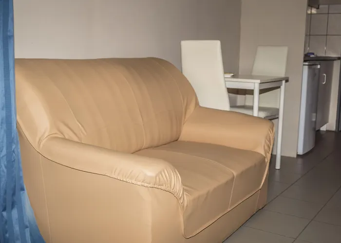 Budget Flats * Loviano