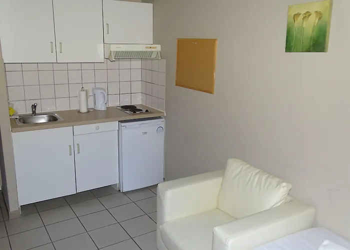 Budget Flats لوفين